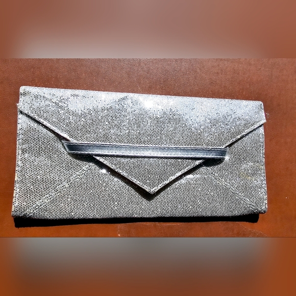 Victoria's Secret silver metallic Disco envelope clutch formal special occasion - Picture 4 of 14